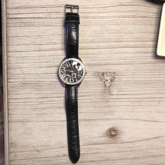 Guess Watch - Picture 1 of 3